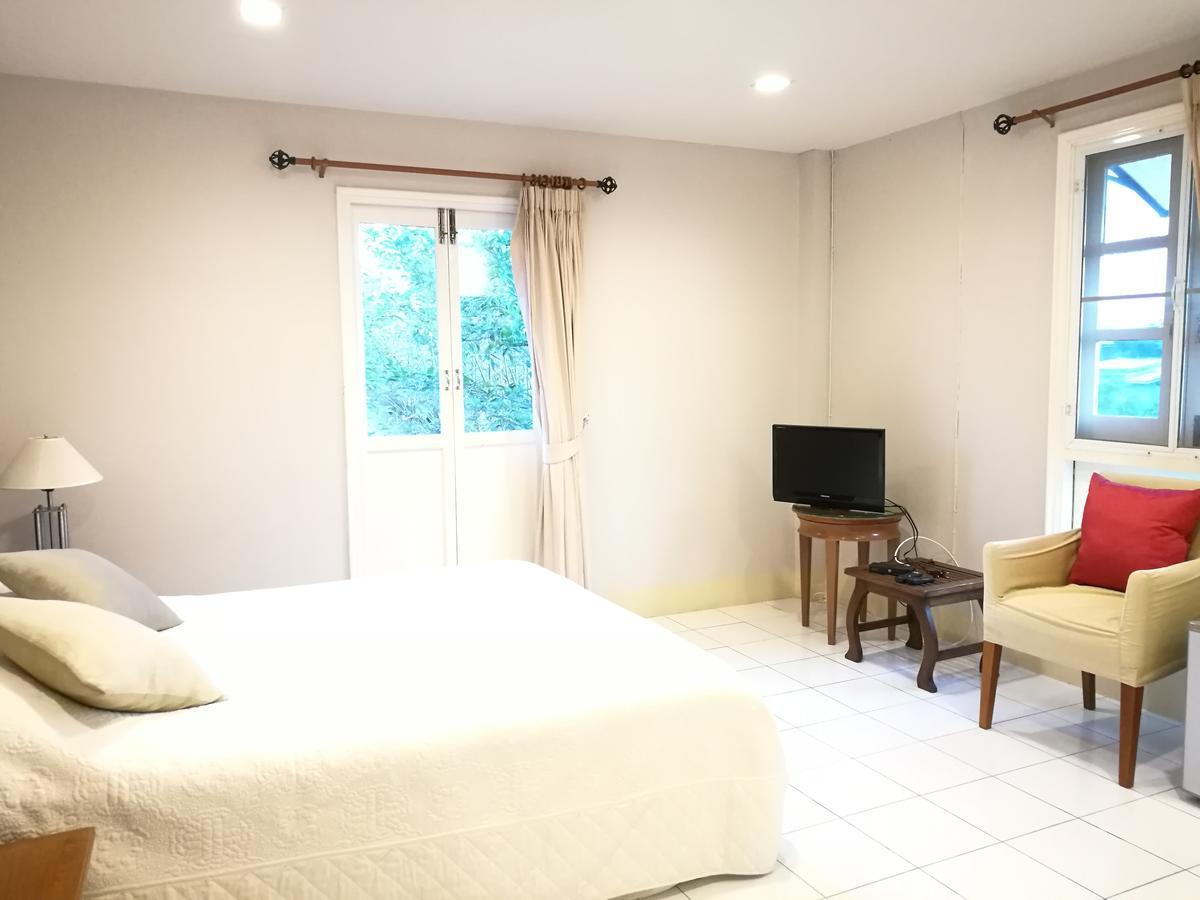 Oasis91 Resort & Restaurant Haad Chao Samran Bagian luar foto