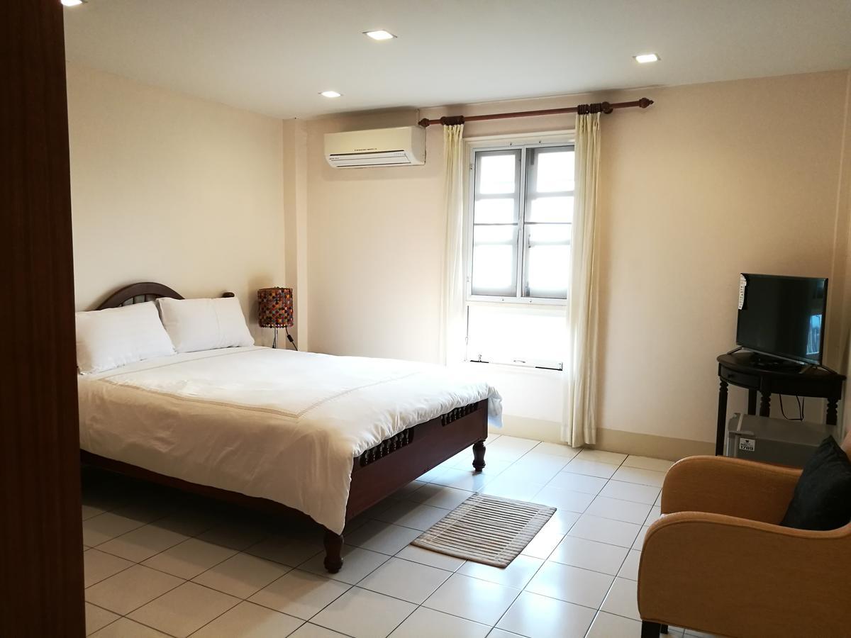 Oasis91 Resort & Restaurant Haad Chao Samran Bagian luar foto
