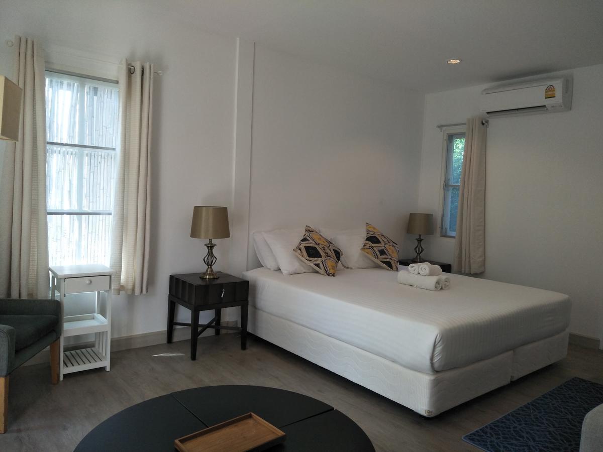 Oasis91 Resort & Restaurant Haad Chao Samran Bagian luar foto