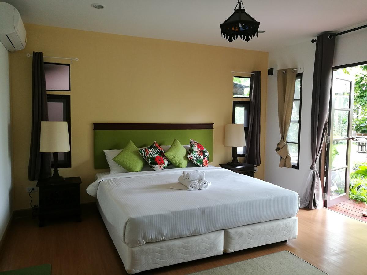 Oasis91 Resort & Restaurant Haad Chao Samran Bagian luar foto